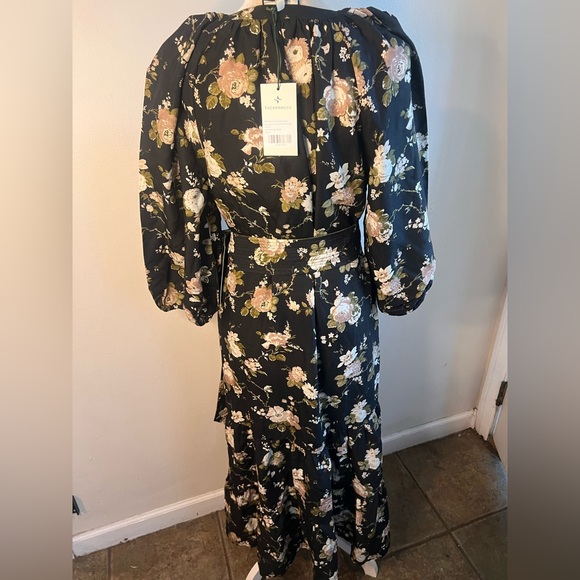 Tuckernuck Midnight Garden Lyles Dress maxi floral with belt size medium NWT - Picture 6 of 15